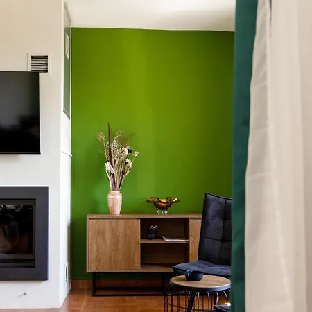 Charming With Amazing View Διαμέρισμα