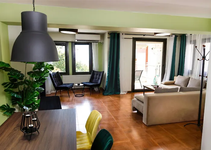Апартаменты Charming With Amazing View Салоники
